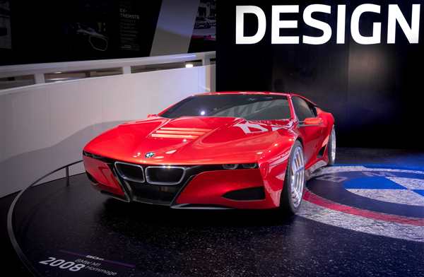 Раскраска BMW M1 Hommage Внимание к деталям на бумаге