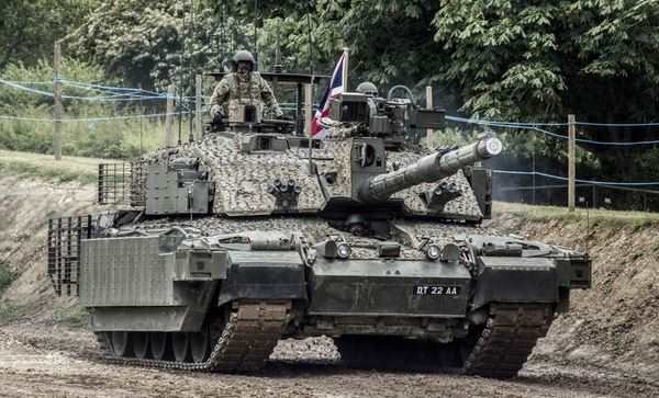 Раскраска Британский танк Challenger 2
