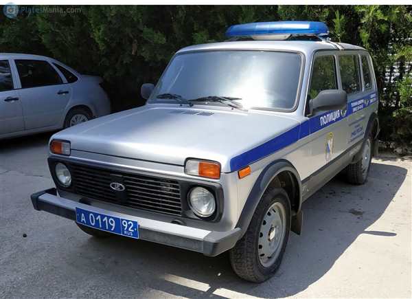 Нива 4х4 вектор