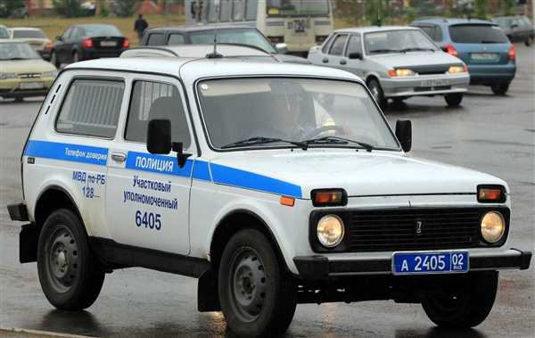 Раскраска машины Нива 4х4