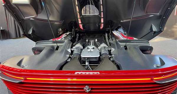 Ferrari Daytona sp3