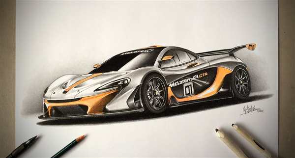 Раскраска Гоночного McLaren P1 GTR Ваши Руки Водитель