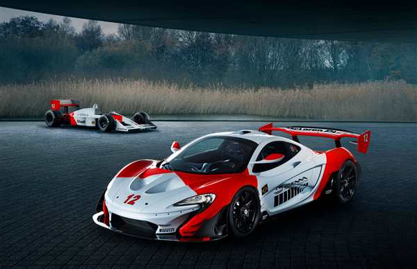 Раскраска Гоночного McLaren P1 GTR Ваши Руки Водитель
