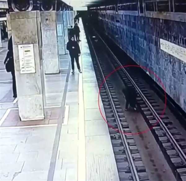 Метро раскраска для детей