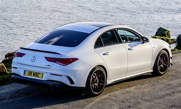 Mercedes-Benz CLA-класс AMG