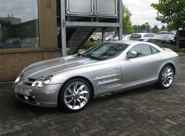 Раскраска Мерседес SLR McLaren Создайте