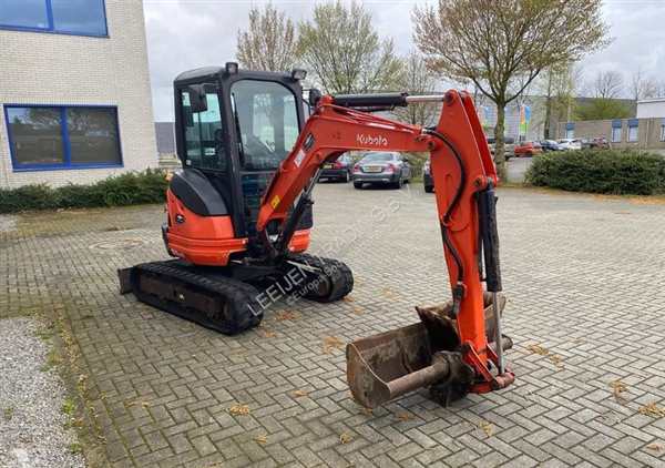 Kubota u27-4