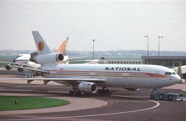 Douglas DC-9-30