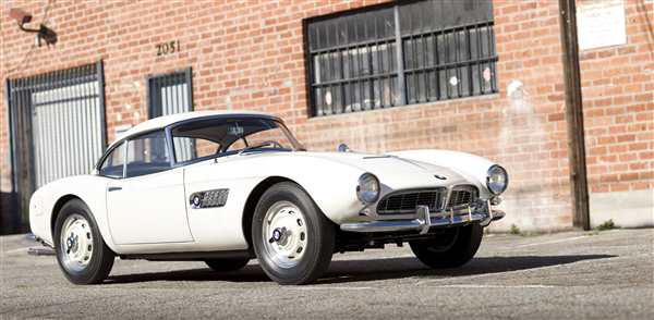 Раскраска Ретро BMW 507 в Классическом Стиле
