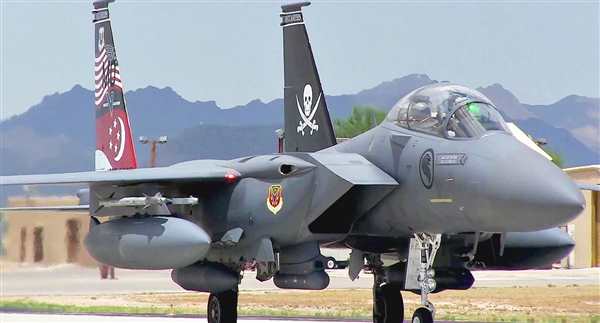 Раскраска самолёта F15 Игла МакDonnell Douglas