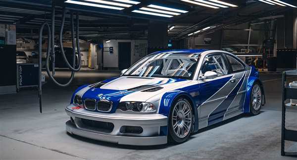 Раскраска спорткара БМВ M3 GTR в деталях