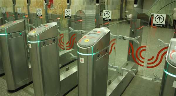 Турникеты Московского метро 2000