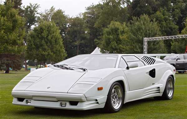 Lamborghini Countach 2022